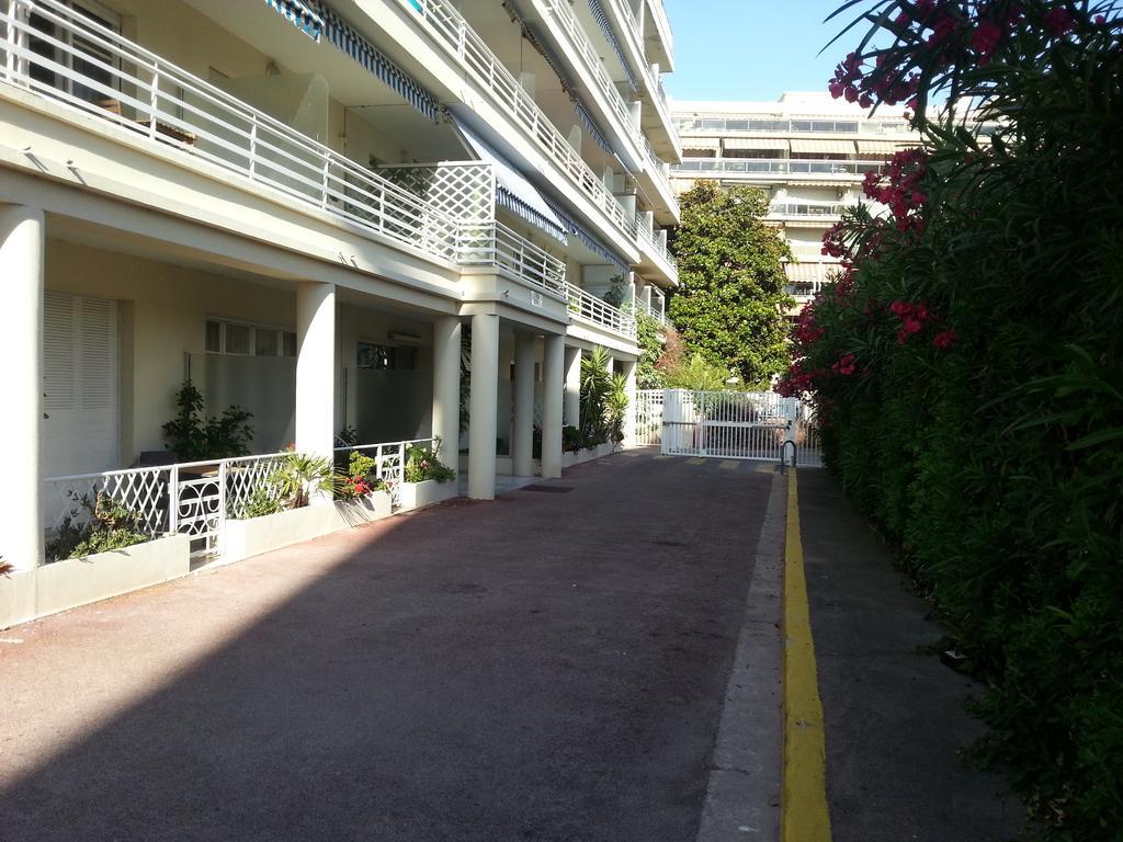 Le Palais Du Tropique Διαμέρισμα Ζουάν λε Πιν Εξωτερικό φωτογραφία
